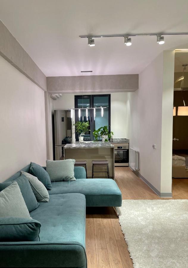 Logvinenko Apartment Бишкек Экстерьер фото