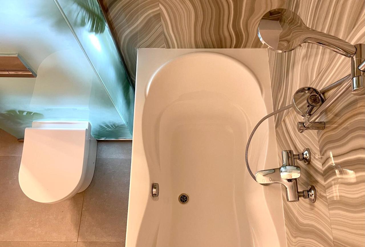 Logvinenko Apartment Бишкек Экстерьер фото